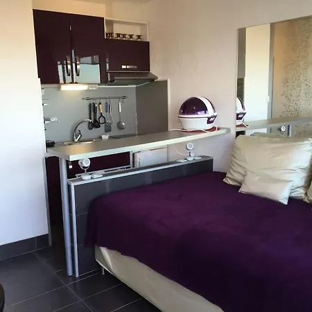 Апартаменты 18, Heliopolis L Au Village Naturiste
