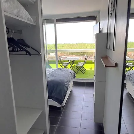 18, Heliopolis L Au Village Naturiste Агд